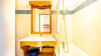 Mountain Hideaway for 4 Guests