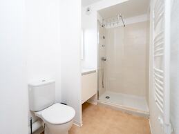 Seaside Stay for Two Guests