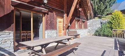 Spacious Chalet Near Ski Slopes