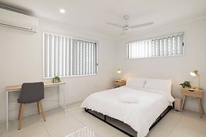 Smart Suites Self Check-in Apartments - 31A Freney