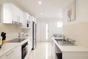 Smart Suites Self Check-in Apartments - 31A Freney
