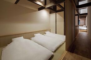 Hanasatomachi Machiya House