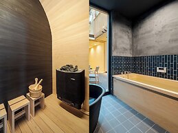 Hanasatomachi Machiya House