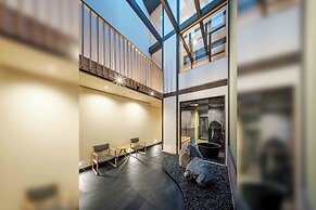 Hanasatomachi Machiya House
