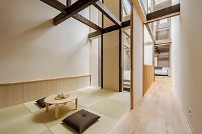 Hanasatomachi Machiya House