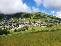 Alpine Escape With Terrace