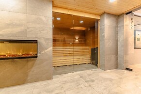 Comfortable Apartment With Balcony, Pool, Sauna