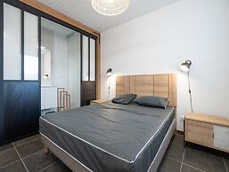 Spacious Villa by Valras Beach