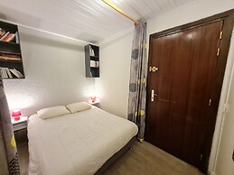 Bright Third-floor Apartment
