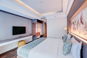 Sunday Hotel Arshika Sunset Road