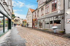 BREEZE Bergen City - Self-Service