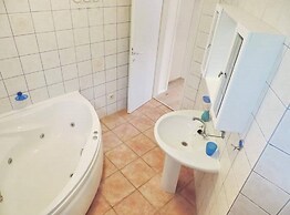 Bay House Rosohotnica