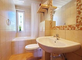 Bay House Rosohotnica