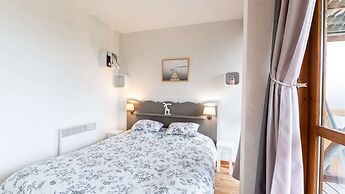 Apartment in Chamrousse Near ski Slope