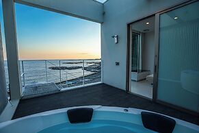 BEACH TERRACE KUSHIMOTO