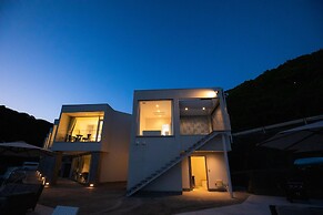 BEACH TERRACE KUSHIMOTO
