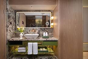 BENADE HOTEL