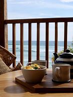 Coast 67 Boutique Hotel