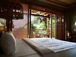 Coast 67 Boutique Hotel