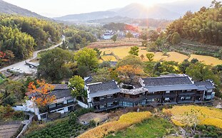 Tachuan Resort