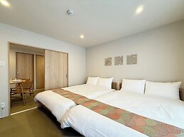 Celine Kanayama by b hotel