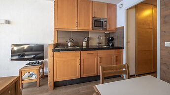 Apartment in Morillon Near Ski Slopes & Beach