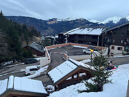 Apartment in Morillon Near Ski Slopes & Beach