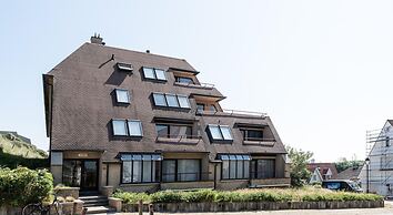 Penthouse in De Haan With Sea View