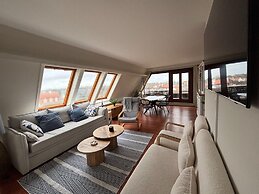 Penthouse in De Haan With Sea View