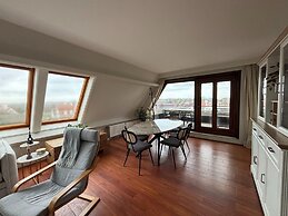 Penthouse in De Haan With Sea View