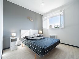 Peaceful Villa in Serignan