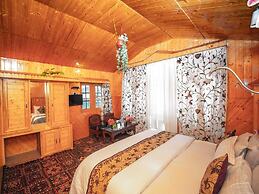 Hotel Tourist Palace