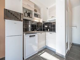 Bright Villa Stay in Serignan