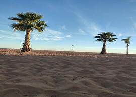 Bright Villa Stay in Serignan