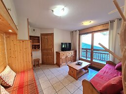 Spacious Apartment With Balcony