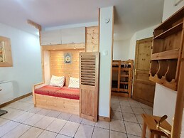 Spacious Apartment With Balcony