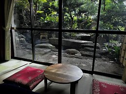 Retreat Narita - Hostel