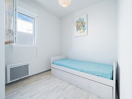 Bright Escape Near the Beach