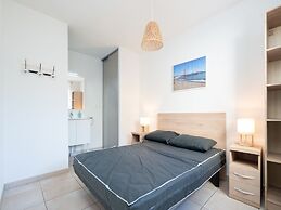 Villa in Valras-plage Near Sandy Beach