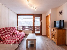 Apartment in Morillon With Pool & Mountain Views