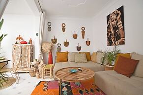 Riad larbi khalis