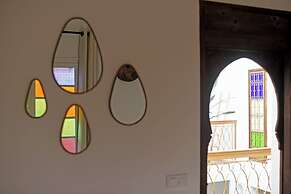 Riad larbi khalis