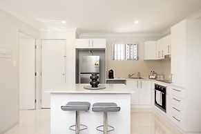 Smart Suites Self Check-in Apartments - 35A Freney
