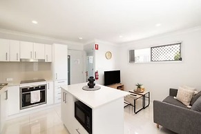 Smart Suites Self Check-in Apartments - 35A Freney