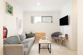 Smart Suites Self Check-in Apartments - 35A Freney