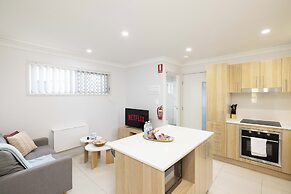 Smart Suites Self Check-in Apartments - 39 Freney