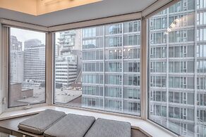 Waterfront Clair Avenue Suites