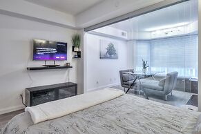 Waterfront Clair Avenue Suites