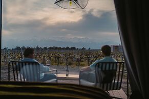 Andeluna Winery Lodge