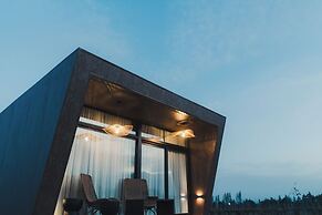 Andeluna Winery Lodge